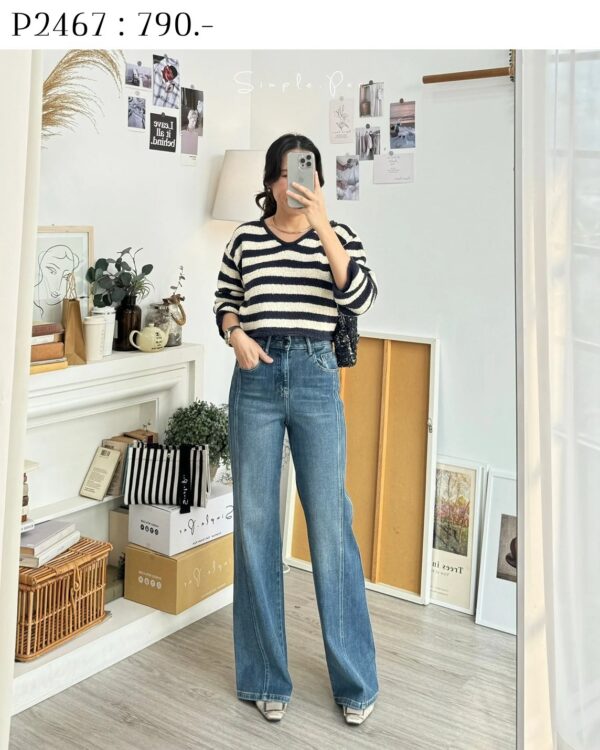 P2467 : เสื้อผ้าถักไหมพรมทอลายริ้วทรงครอปสั้นมาก - Image 5